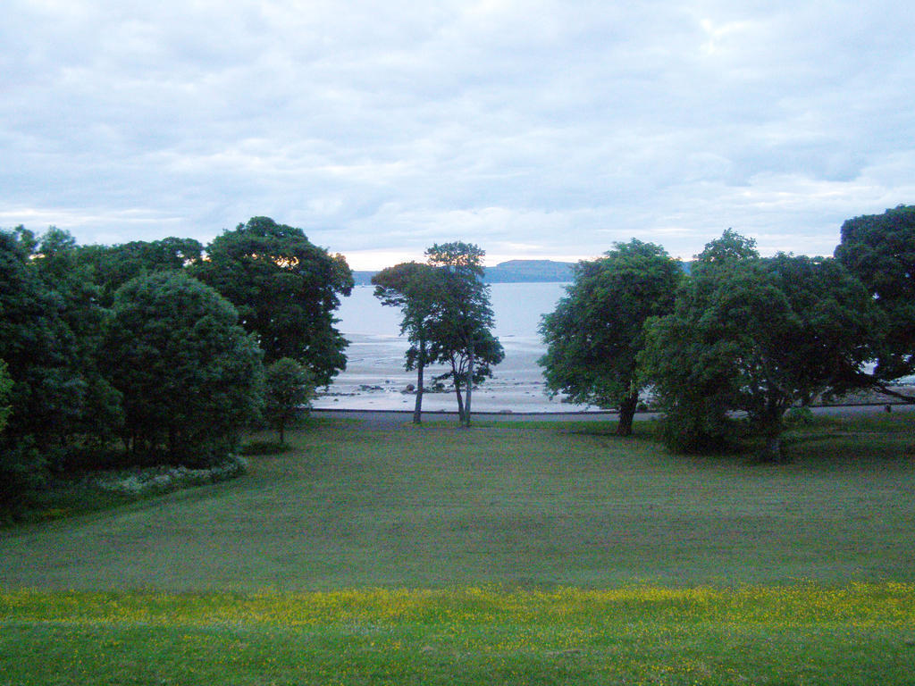 Almond House Lodge Эдинбург Экстерьер фото